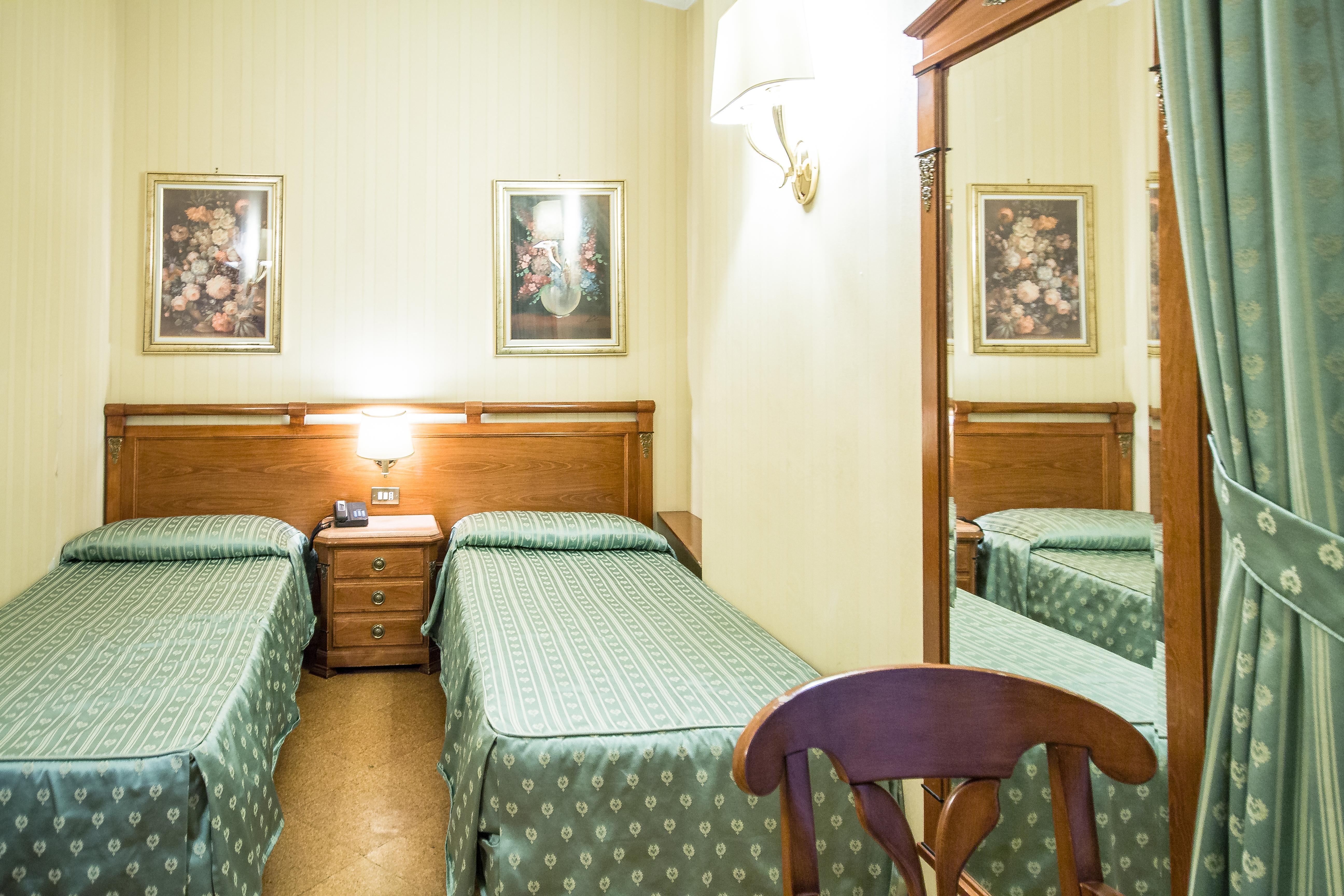 Hotel Giorgi Roma Esterno foto
