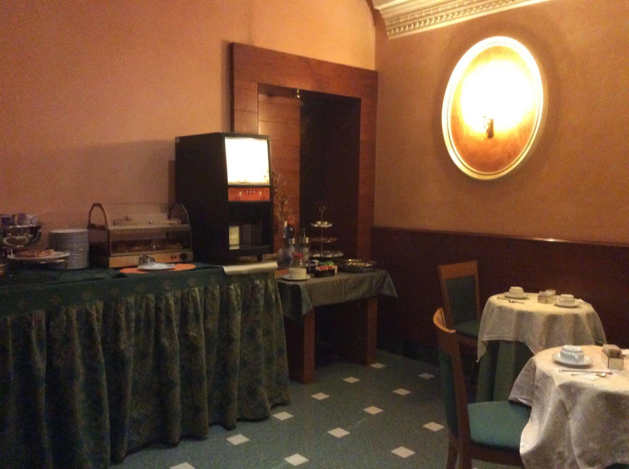 Hotel Giorgi Roma Esterno foto